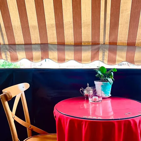 אכסניה Maison D'artiste