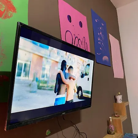 Maison D'artiste טיראנה