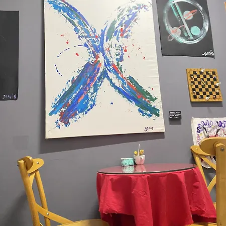 אכסניה Maison D'artiste *