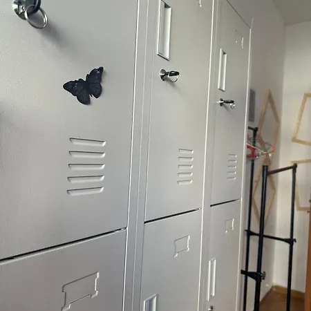 ホステル Maison D'artiste