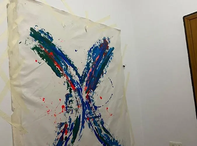 Maison D'artiste אכסניה *