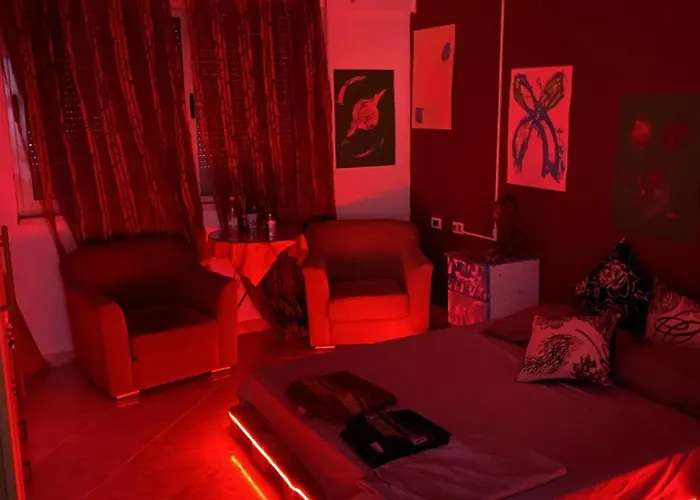 Maison D'artiste אכסניה