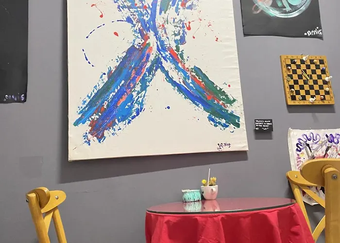 אכסניה Maison D'artiste *