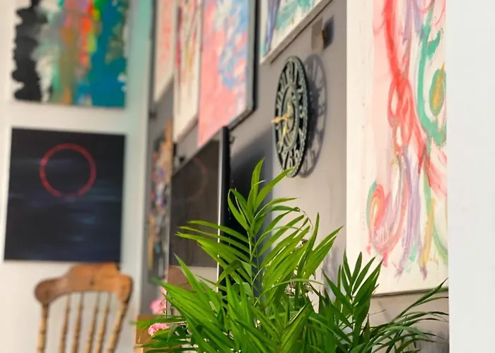 Hostel Maison D'artiste Tirana
